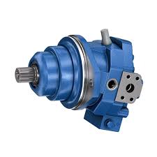  Technician inspecting hydraulic motor